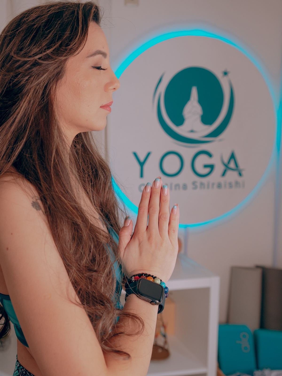 Cristína em momento de meditação